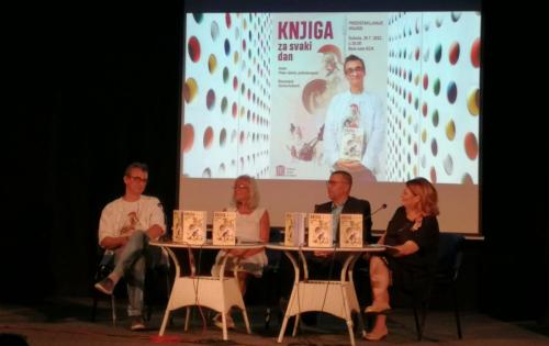 IMG-f74d0353b226339f37e5090bdbd27b4d-V